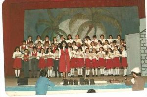 01- 1980. Casa de la Cultura - Coro de voces blancas Santa María de los Ángeles