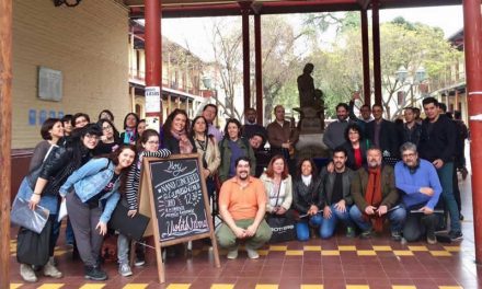 Coro U. de Santiago presenta homenaje a Violeta Parra en Cerro Navia