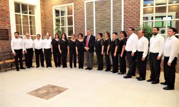 Hermoso Concierto por 43° Aniversario del Coro Enap Magallanes