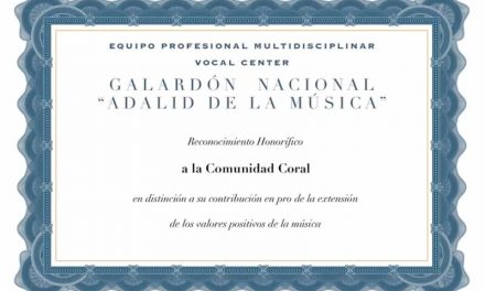 Coros de Chile recibe el Galardón Nacional Adalid de la Música “A la Comunidad Coral”