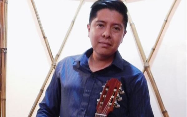 Alejandro Roditti, Director y Arreglista Coral – Ecuador
