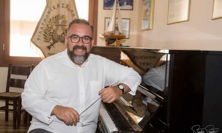 Charalampos Makris, Director y Compositor – Grecia